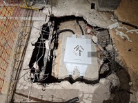 Δείτε τι κρύβεται κάτω από κεντρικό πεζο...