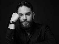 Στην Πάτρα την Παρασκευή ο συγγραφέας Άρ...