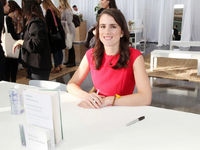 Ποια ήταν η Tatiana Schlossberg, εγγονή ...