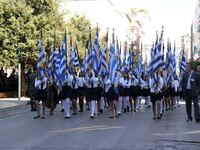  Δεν θα γίνουν οι παρελάσεις της 25ης Μα...