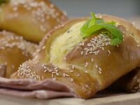 Συνταγή για κυπριακές φλαούνες με χαλούμι