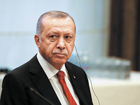 Ερντογάν: Η Ελλάδα να απέχει από συμπερι...