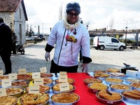 Πάτρα: Γέμισαν γαλακτομπούρεκα τα Παλαιά...