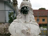 Πάτρα: Οι βάνδαλοι ξαναχτύπησαν... Κατέσ...