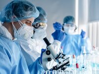 Μετάλλαξη Όμικρον: Οι 3 λόγοι που έχει π...