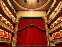 Ακρόαση χορευτών για τις παραγωγές της ν...