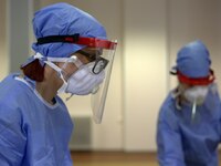 Αχαΐα: 600  ασθενείς με κορωνοϊό στα σπί...