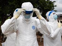 Έμπολα: Τα φάρμακα που συνιστά ο ΠΟΥ για...