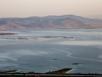  Η μεγαλύτερη λίμνη στην Ελλάδα δεν είνα...