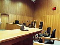 Κορωνοϊός: Αποφάσισαν αποχή από τα καθήκ...