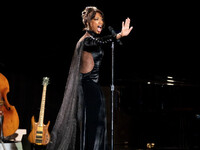 Whitney Houston I Wanna Dance with Someb...