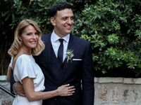 Κικίλιας-Μπαλατσινού: Βαφτίζουν τον γιο ...