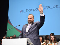 Βασίλης Αϊβαλής: Δείτε φωτογραφίες από τ...