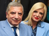 Διαζύγιο - Δηλητήριο: Τι γυρεύει η Μαρίν...