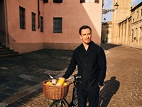 Μάικλ Φασμπέντερ: Ποδήλατο και χαλαρωτικ...