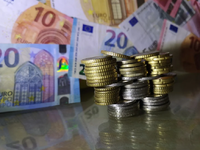 Μήνυσε το παιδί της για υπεξαίρεση της σ...