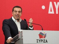 Στην Πάτρα, στα μέσα Οκτωβρίου, ο Αλέξης...