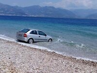 Πάτρα: Έχασε τον έλεγχο του αυτοκινήτου ...