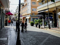 Πέτσας: Γι αυτό ανοίγουν τελικά τα κατασ...