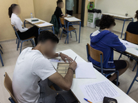 Πανελλήνιες 2023 Μαθηματικά ΕΠΑΛ: Τι ώρα...