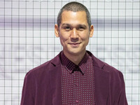 H κόρη του Κοντιζά φωτογραφήθηκε σαν παί...