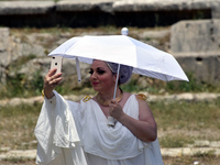 Αυτός είναι ο σύντροφός της Σοφίας Μουτ...