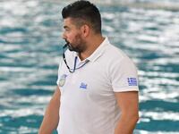 Ανοίγει τα "φτερά" του για διε...