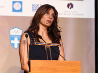 Π. Τσαπανίδου: Οι ανησυχίες του αρχηγού ...