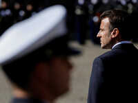 Ο Μακρόν υπέγραψε τα ξημερώματα τον νόμο...