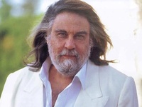 Βαγγέλης Παπαθανασίου: Ο ιδιοφυής συνθέτ...