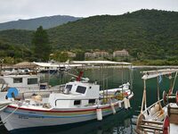 Πούλιθρα: Το πανέμορφο χωριό της Αρκαδία...