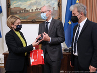 Χρ. Αλεξοπούλου: Κοινοβουλευτική διπλωμα...