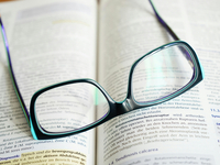 Πάτρα: «Μαϊμούδες» οπτικά είδη- Επιτόπιο...