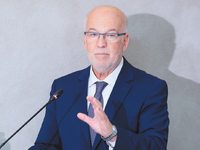 Ο Φλωρίδης απαντά στην Καρυστιανού: Στις...