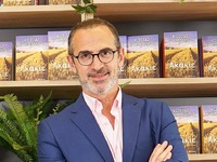 «Ακάκιε»: Η Πάτρα και η MISKO στο νέο βι...