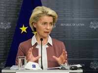 Πρόεδρος Κομισιόν για υποχρεωτικό εμβολι...