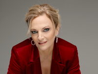 Χριστίνα Λαμπίρη: «Παρακολουθούσα τα νού...