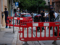 Βρήκαν νεκρή στο πεζοδρόμιο δεμένη και τ...