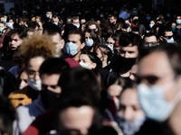 Μέχρι πότε θα φοράμε μάσκα - Πότε περιμέ...