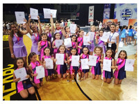 Εντυπωσιακές οι cheerleaders του Αίολου ...