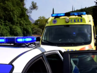 Τραγωδία στην Καλλιθέα: Αυτοκίνητο παρέσ...