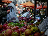 Λαϊκές αγορές με POS και IRIS από τη νέα χρονιά 