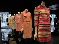 Victoria & Albert Λονδίνου: Φιλοδοξε...