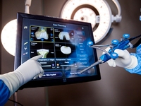 Αρθρίτιδα στο γόνατο; Το χειρουργικό σύσ...