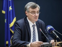 Live οι δηλώσεις Τσιόδρα για τον κορωνοϊ...