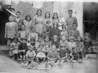 Οι πρόσφυγες φθάνουν από τη Μικρά Ασία σ...