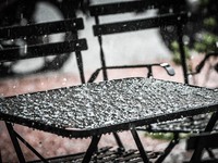  Καβάλα: Έριξε χαλάζι σε μέγεθος μπάλας ...