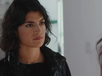 Γη της ελιάς: Η Χριστιάνα απειλεί τη Μαρ...