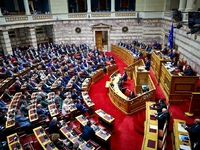 Απορρίφθηκε η πρόταση δυσπιστίας με 159 ...