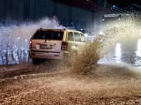 Κακοκαιρία Byron: Πλημμύρες στη Μάνδρα, ...